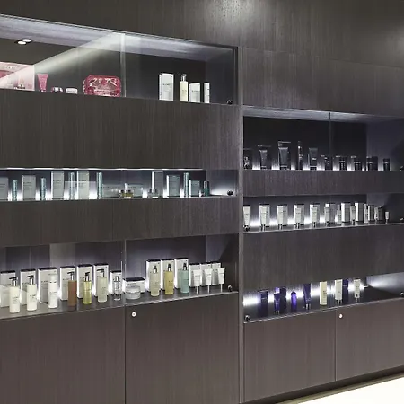 希尔顿塔林公园酒店 酒店 4*