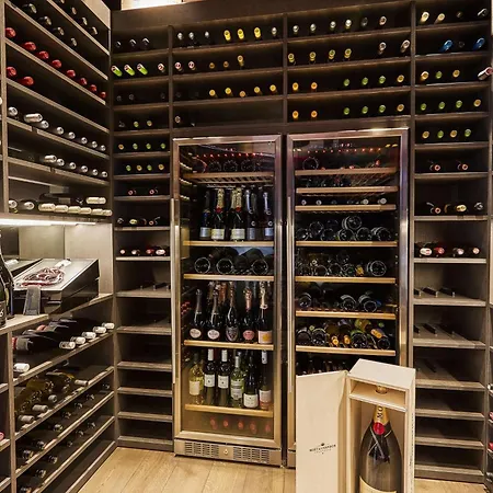希尔顿塔林公园酒店 酒店 4*