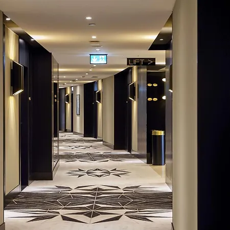 Отель Hilton Park Таллин
