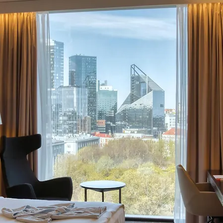 Hilton Park Hotelli 4*