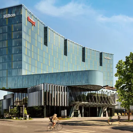 Hilton Park Отель