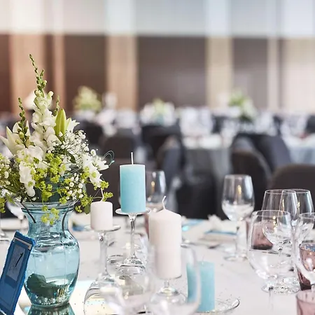 Отель Hilton Park Таллин