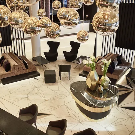 Отель Hilton Park